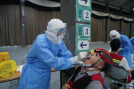 應檢盡檢 朝陽區(qū)高效完成23萬人核酸檢測采樣任務